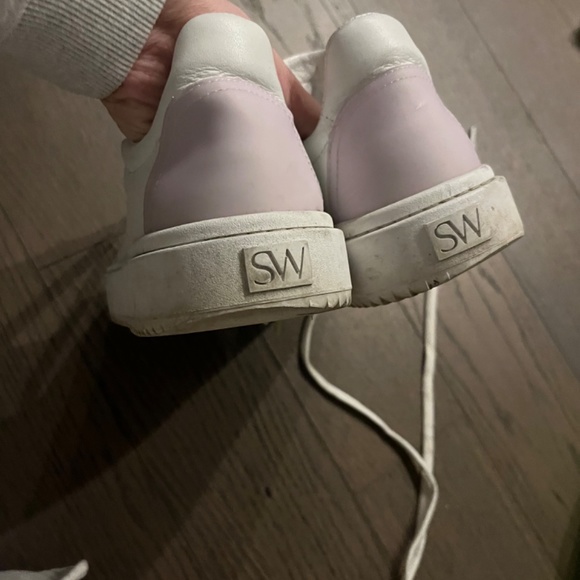 Sneakers - Picture 3 of 4